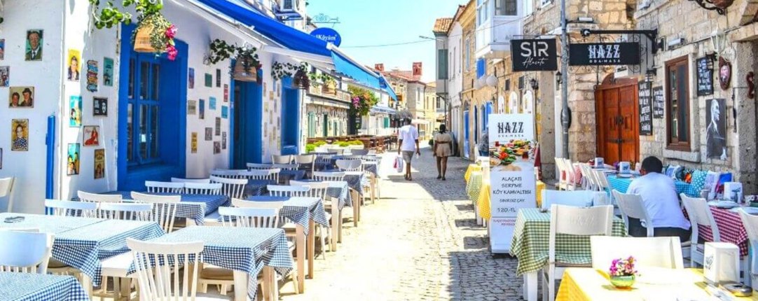 Street in Alaçatı
